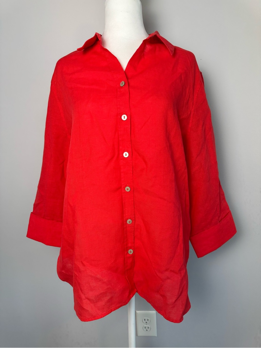 Chico’s No Iron Linen Button-Up Shirt 3/4 Sleeves Flame Scarlet Red Size 2 US 12